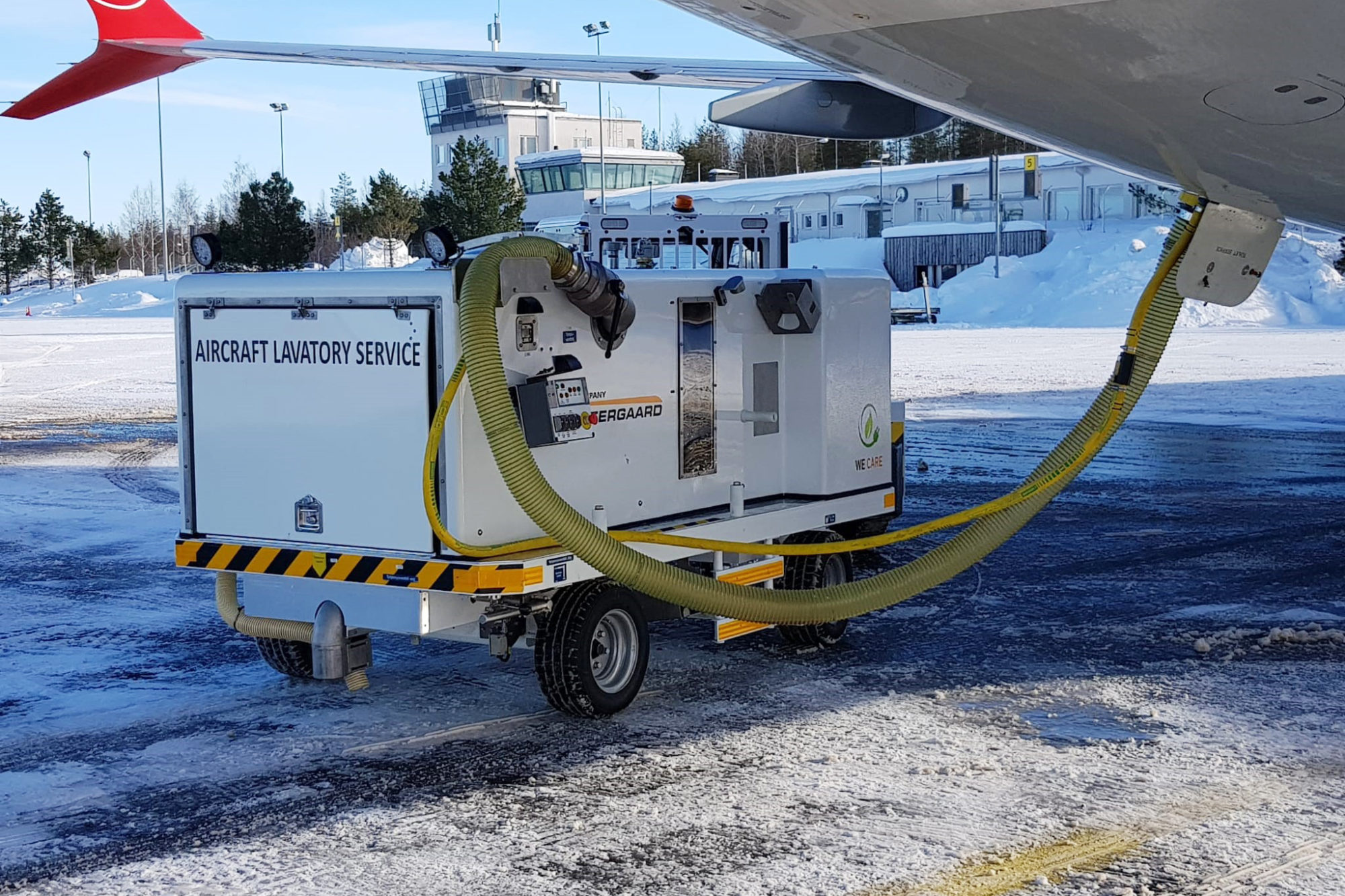 Towable-Vacuum-Toilet-Service in action