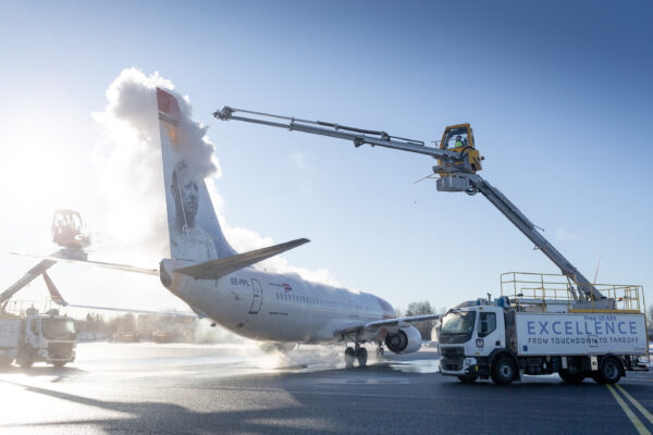 Menzies Oslo and Vestergaard Company partner on groundbreaking electric deicing unit trial