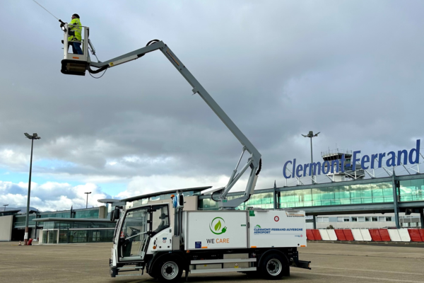 Press release: World’s first fully electric deicer delivered to Aéroport Clermont-Ferrand Auvergne
